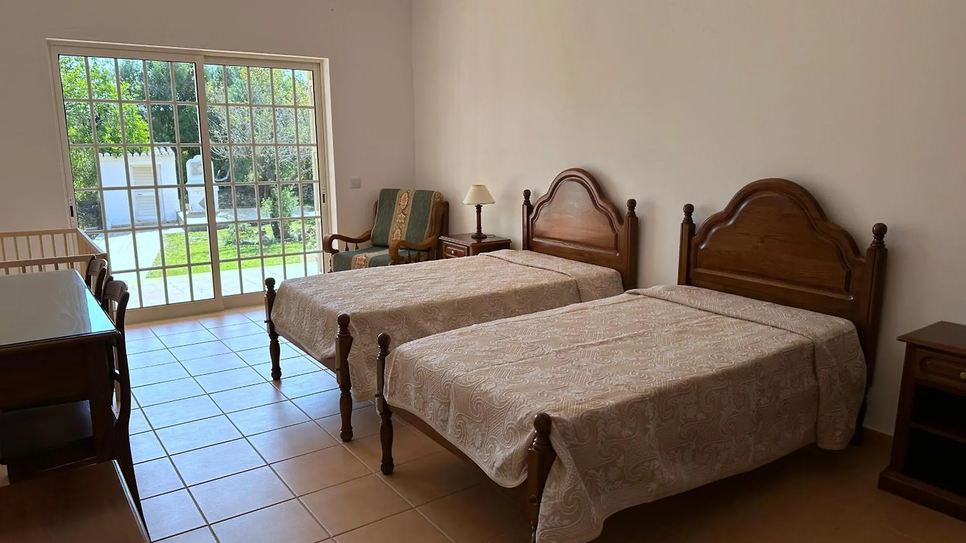 Bnb Homes Luxurious Villa Stardust With Swimming Pool & Bbq For Family Fun Almeijoafras