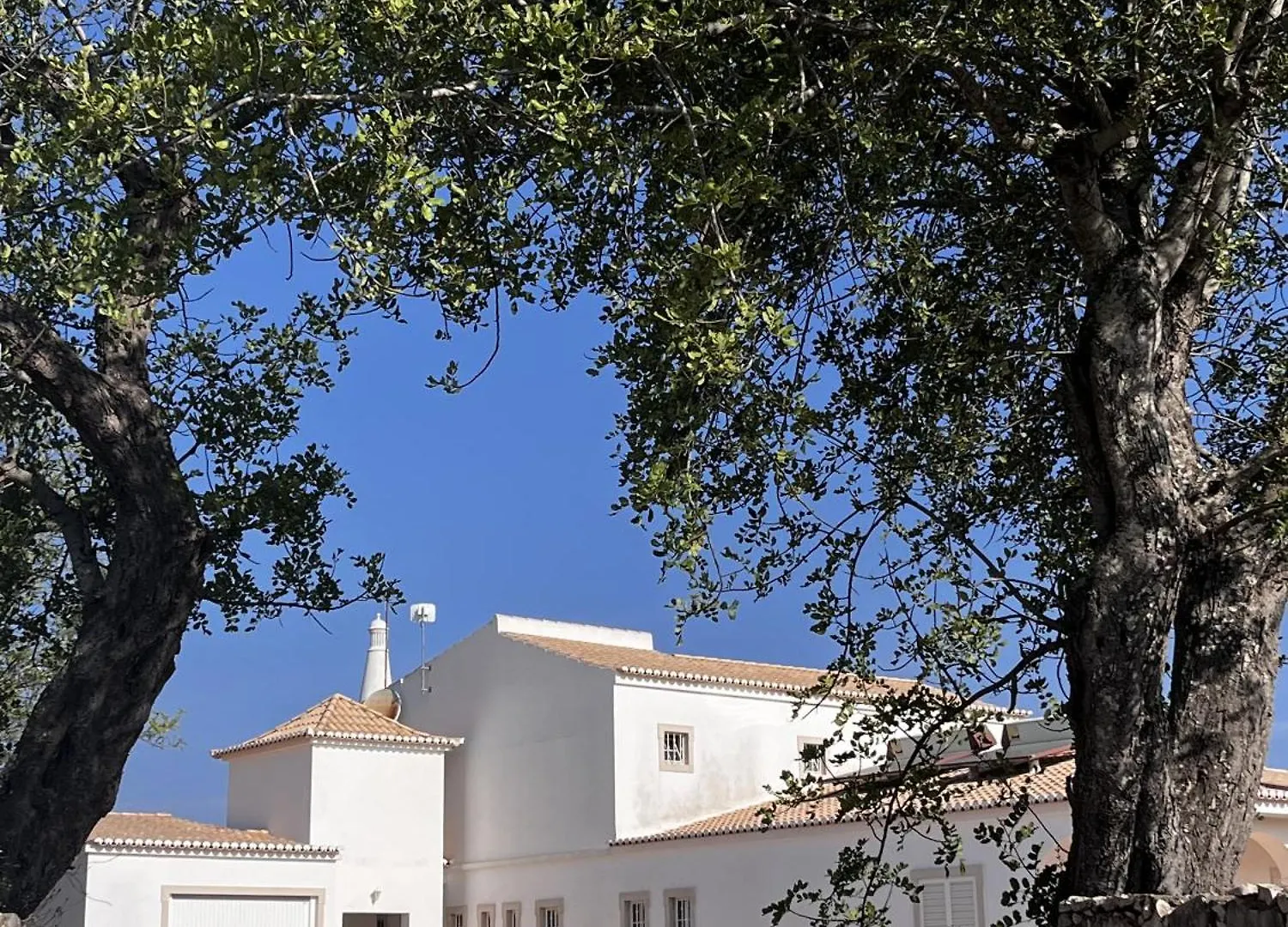 Bnb Homes Luxurious Villa Stardust With Swimming Pool & Bbq For Family Fun Almeijoafras Portugal