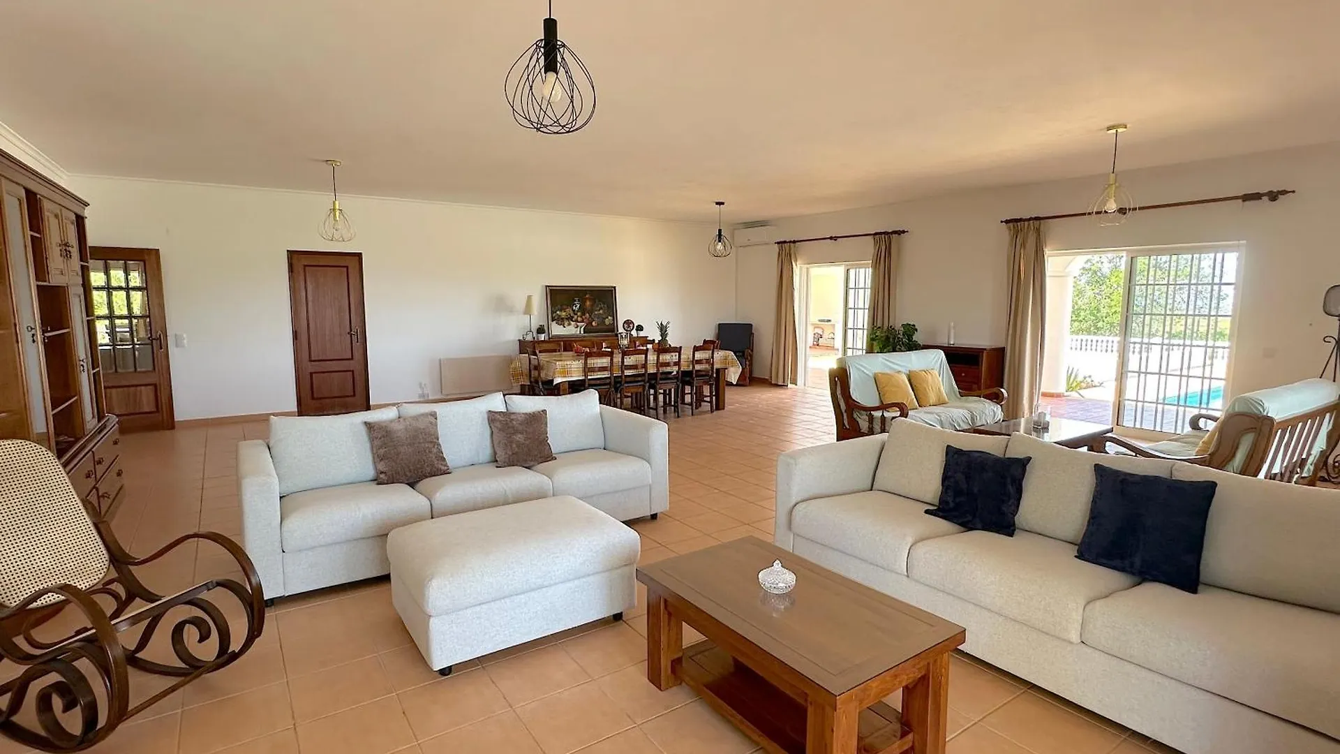 Bnb Homes Luxurious Villa Stardust With Swimming Pool & Bbq For Family Fun Almeijoafras